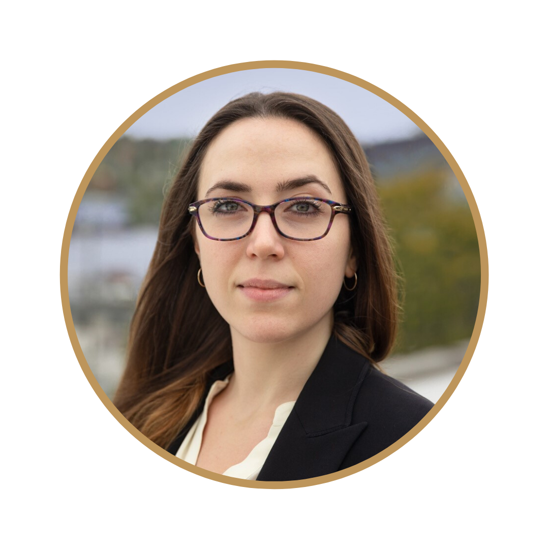Headshot - alumni spotlight_erica